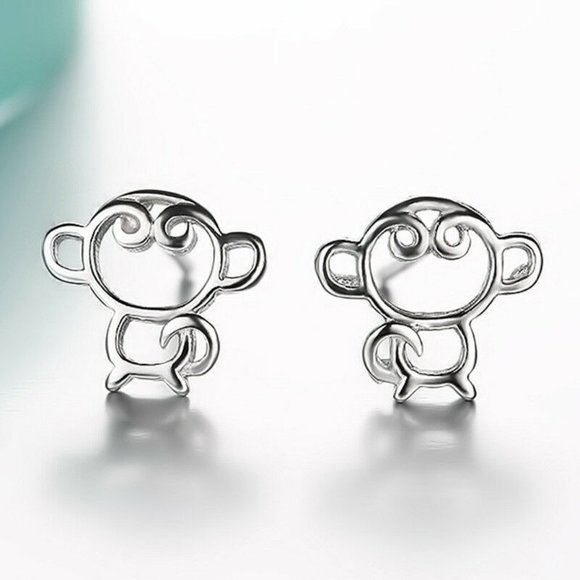 18K White Gold Filled Monkey Carved Swirl Stud Earrings Stamp Sterling Silver - Picture 1 of 5